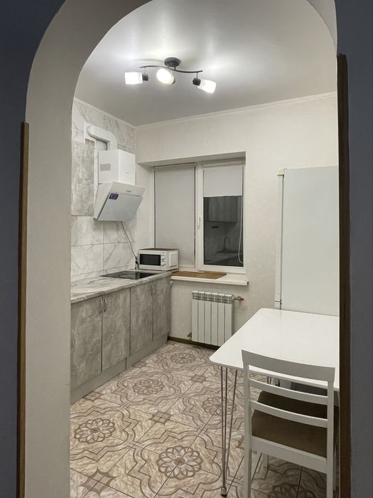 Оренда 2-кімнатної квартири з лічильником на тепло в Дніпровському рн