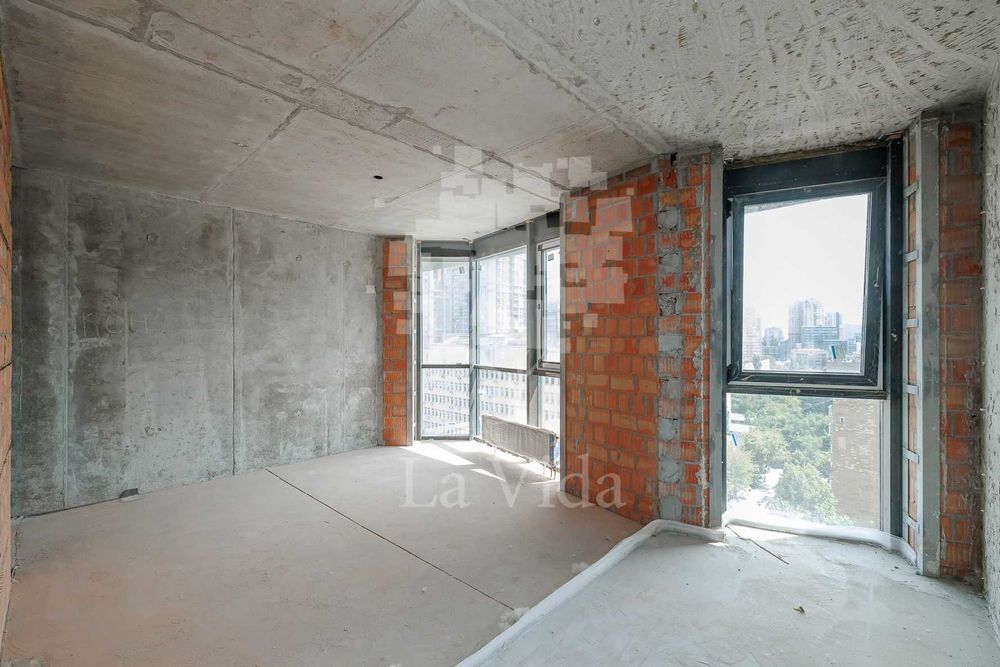 Двокімнатна квартира з паркомісцем та коморою в ЖК Тайм Time