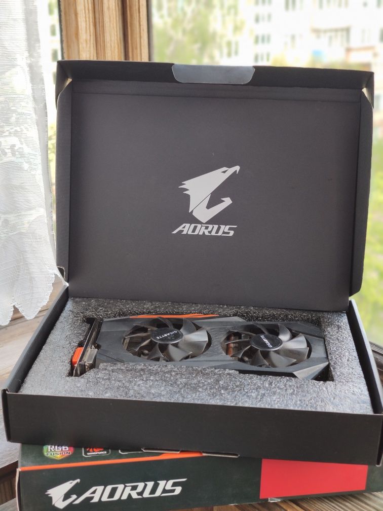 Відеокарта Aorus Radeon RX 570 4Gb