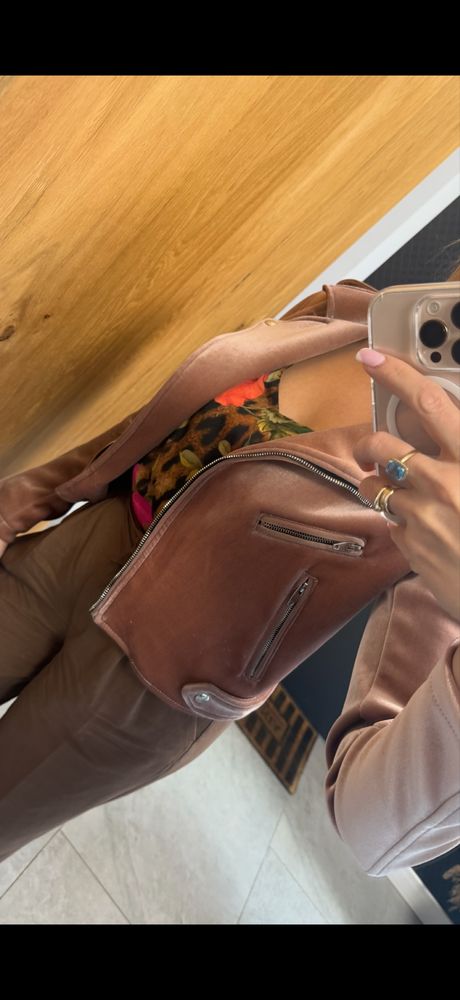 Ramoneska kurtka z alsamitu Bershka