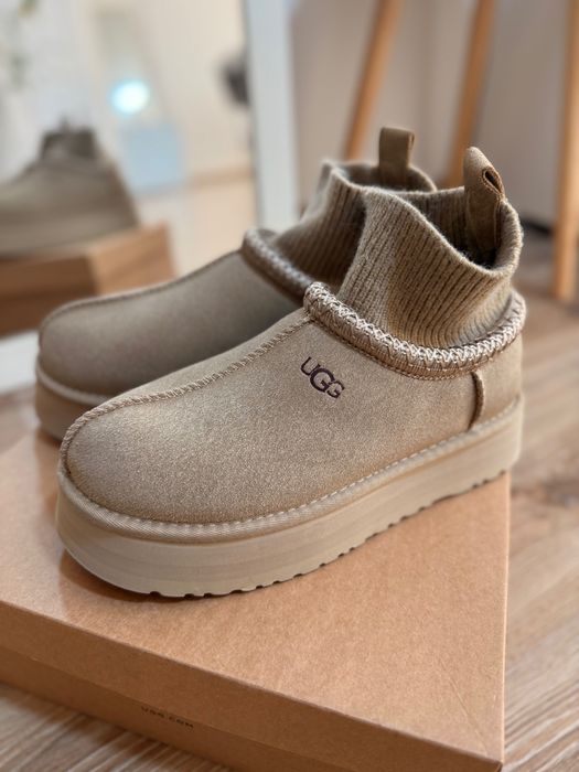 UGG Tasman Platform Sock Beige