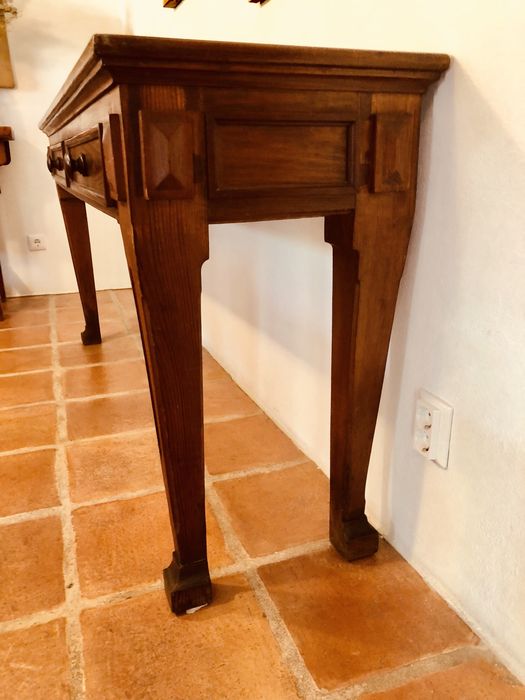 Aparador/consola em madeira maciça de RIGA