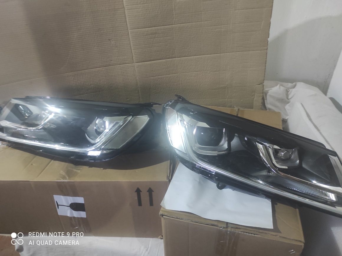 Фари Volkswagen Toureg R-Line рестайл.інг 7P1941751B, 7P1941752B, VW,