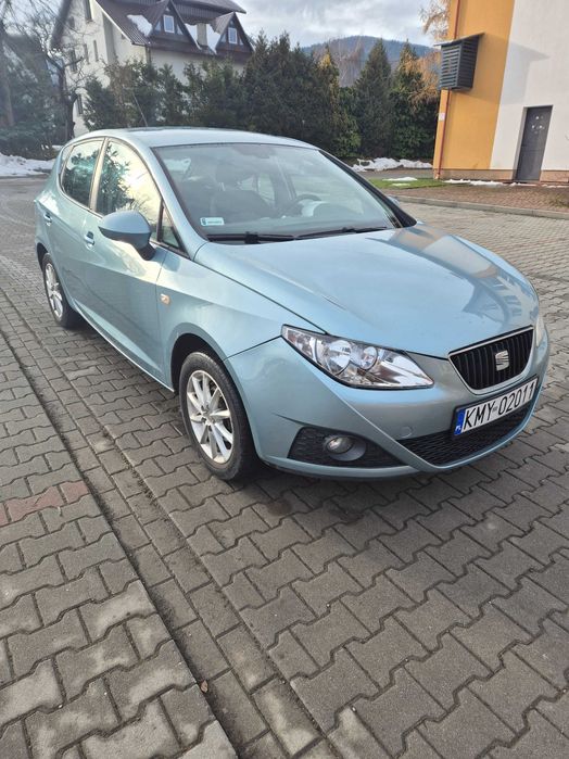 Seat Ibiza IV  bogate wyposażenie