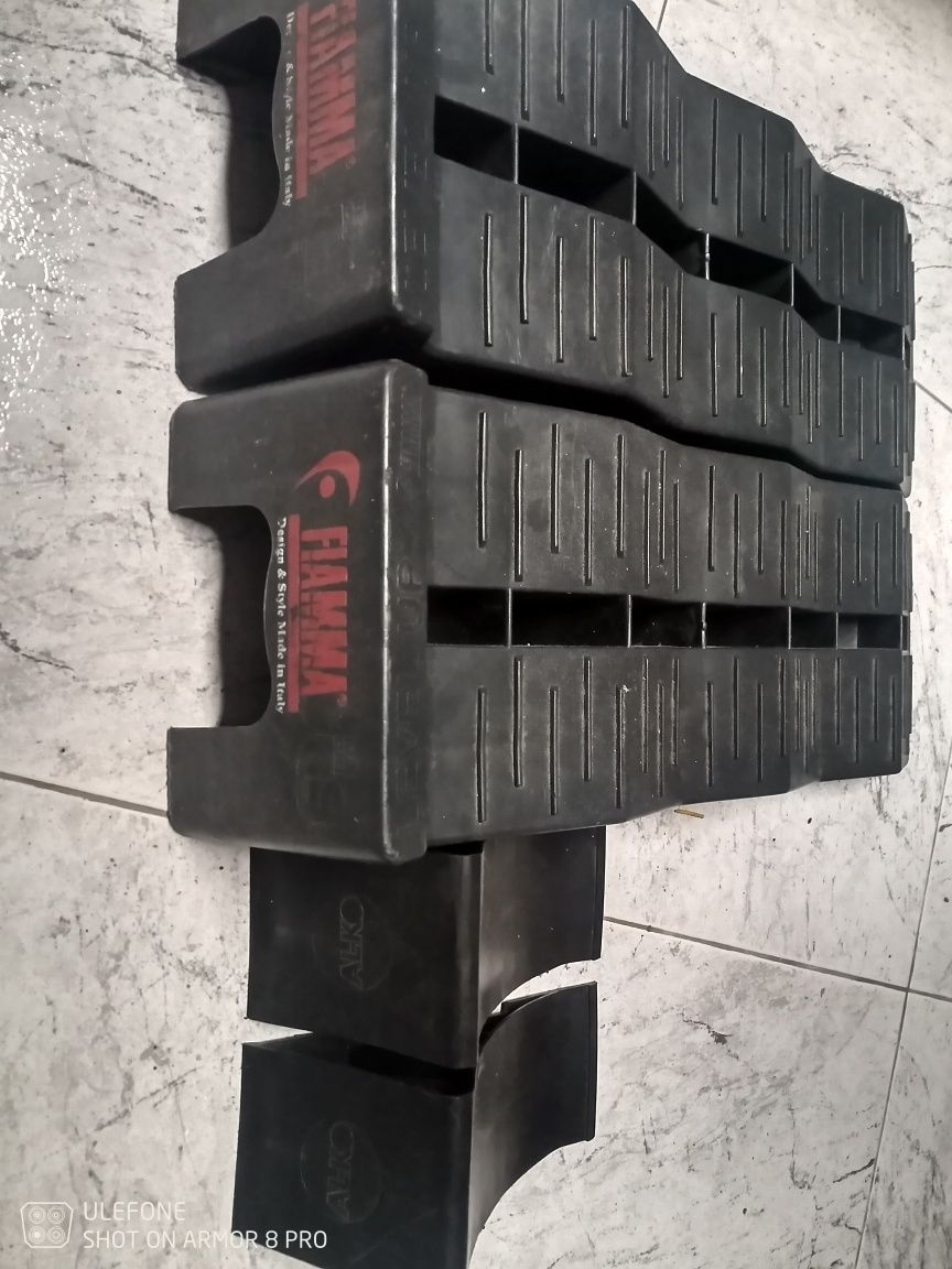 Material autocaravana