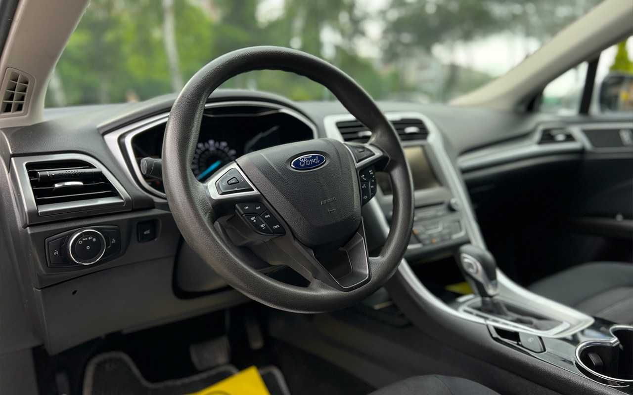 Ford Fusion 2015