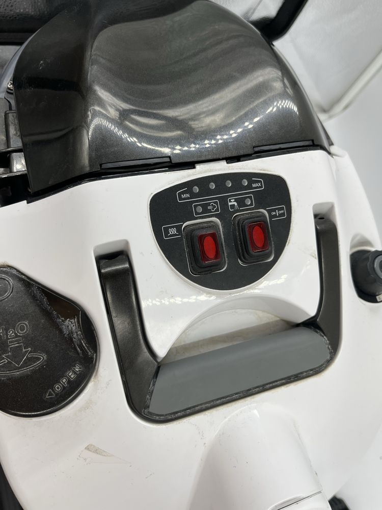 Karcher odkurzacz parowy Sv7.