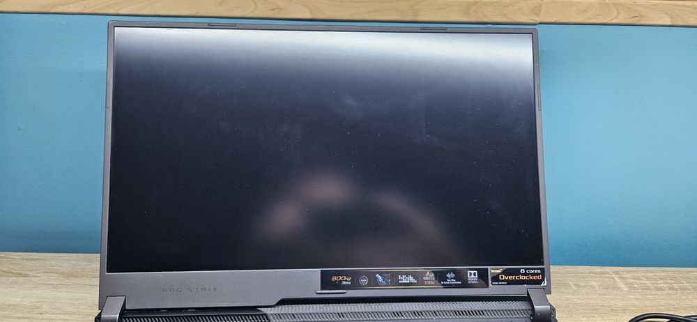 Asus ROG Strix G17 G713QR Ryzen 9 5900HX, RTX 3070 8GB, 32GB Ram, 1TB