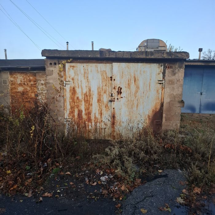 Сдам в аренду или продам 3 гаража на Софиевке