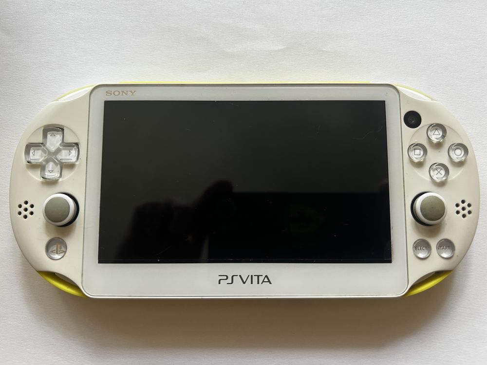PSP Vita Slim PCH2000