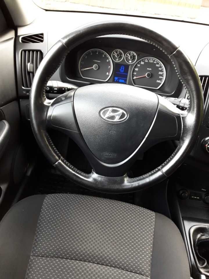 Hyundai i30 1.4B 109KM