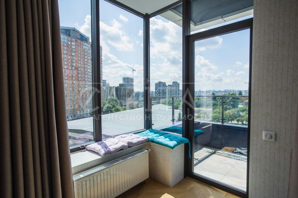 Предлагается в аренду квартира в ЖК Skyline Євгена Коновальця (Щорса)