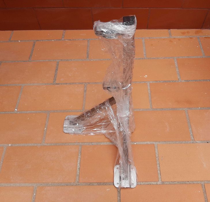 Estendal de roupa novo em aço inox