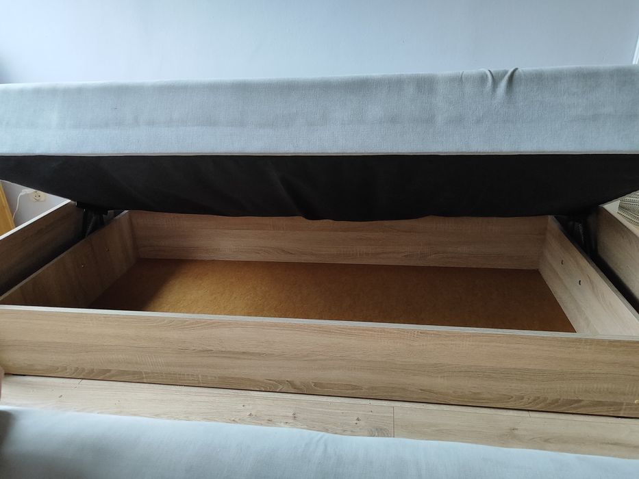 Sprzedam taoczan jednoosobowy,stan bardzo dobry cena 150zl Odbiór