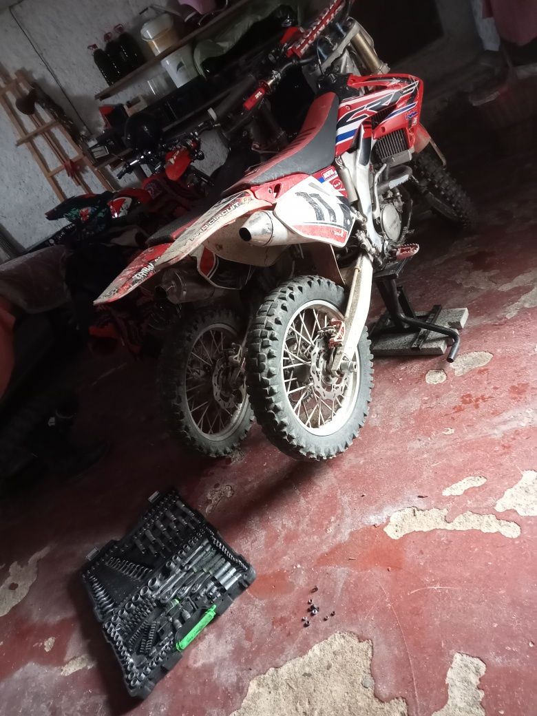 Honda CRF 250 4 tempos