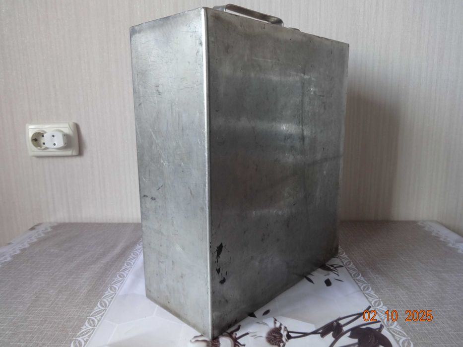 Канистра из пищевой нержавейки 21л, пред. для питьевой воды, для дачи.