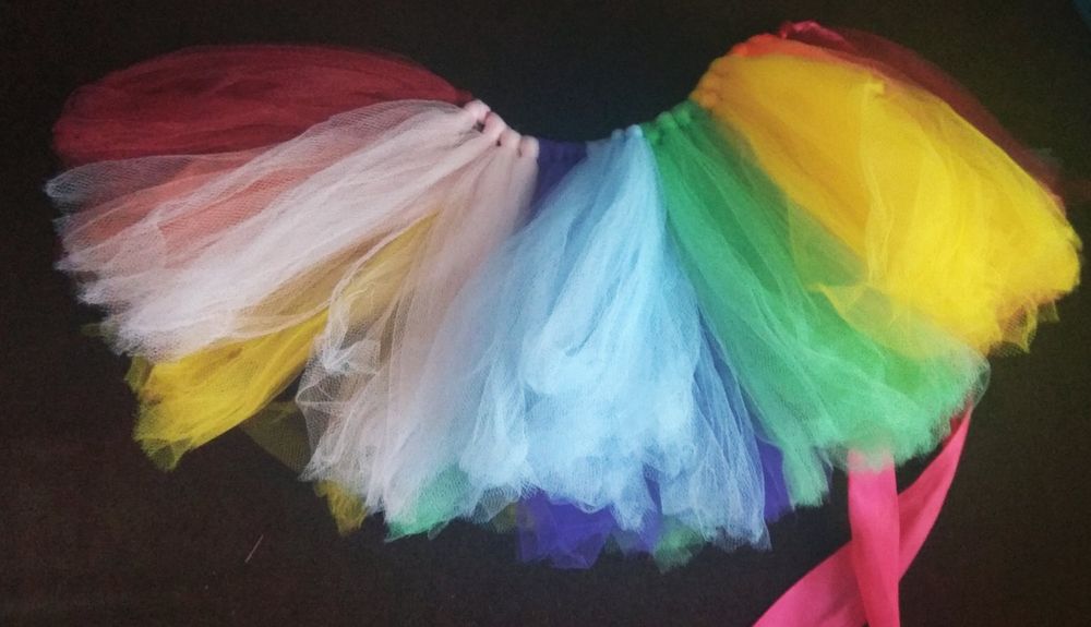 Kolorowa tiulowa spódniczka dla dziewczynki rozmiar do 80 na roczek