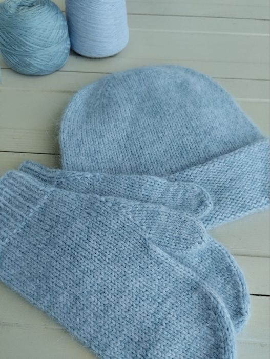 Комплект шапка та рукавички. Ангора