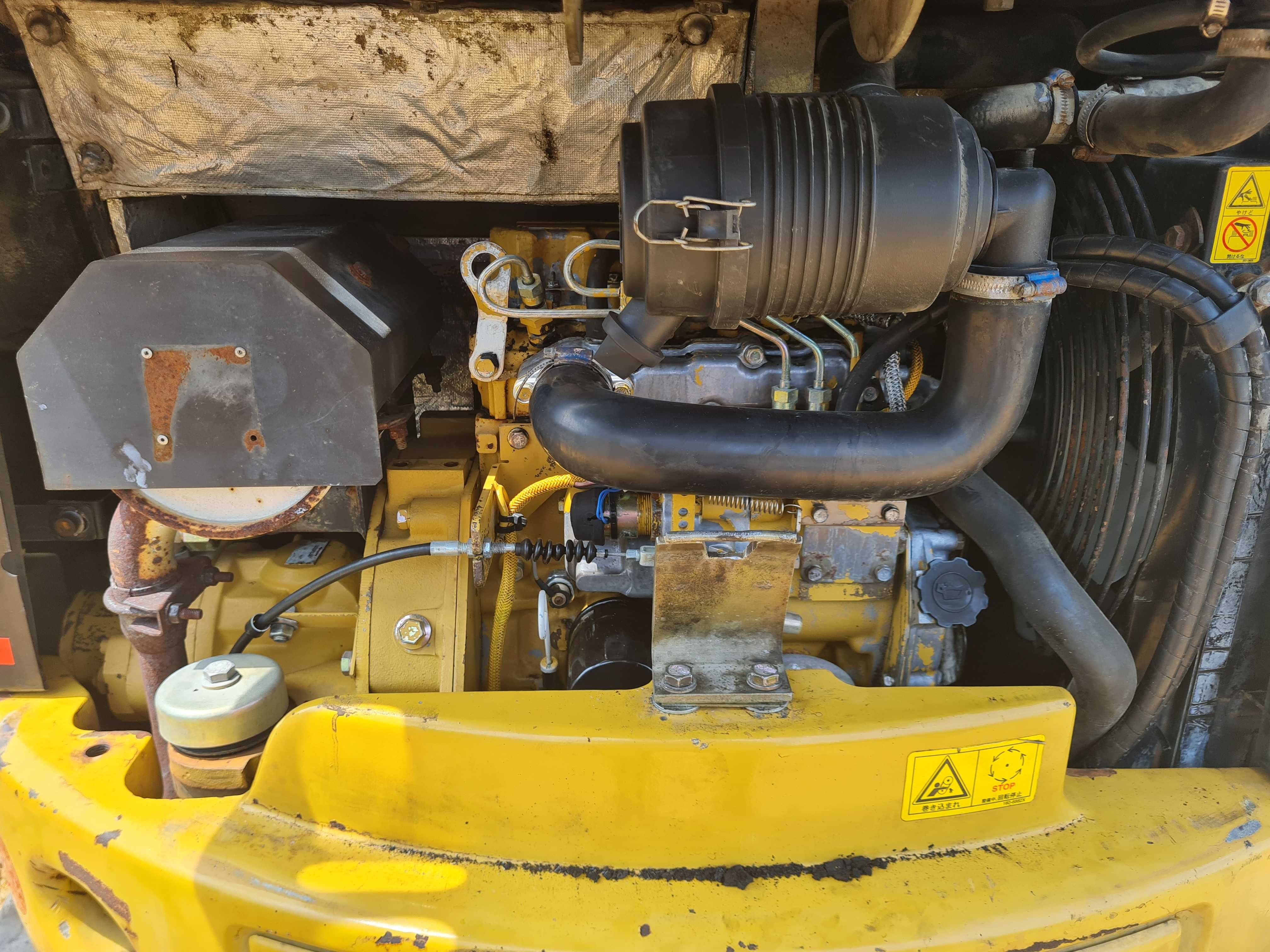 Міні-екскаватор CATERPILLAR 303