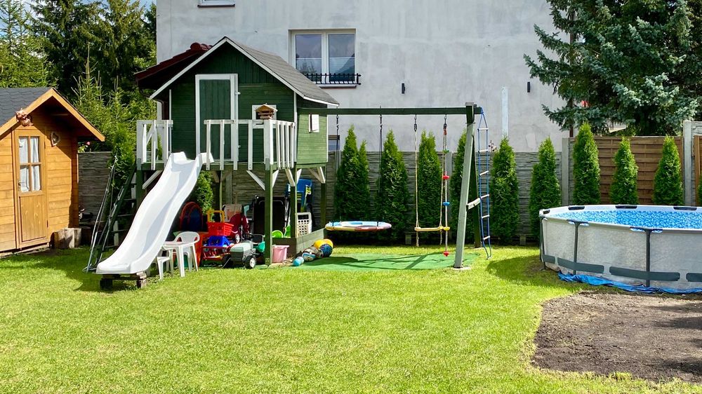 Domek dla dzieci Plac Zabaw Zjeżdżalnia Huśtawka Małpi gaj ogrodowy