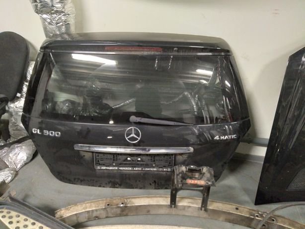 Крышка багажника Mercedes gl 500 2008г.