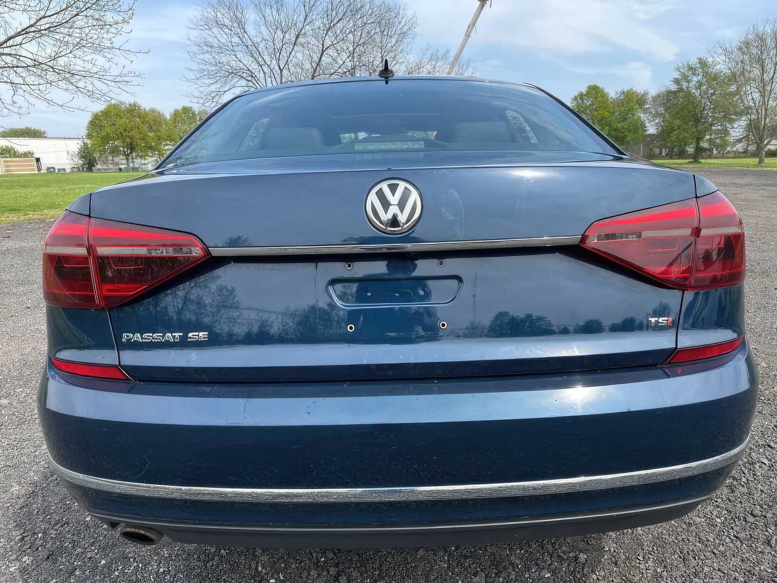 2018 Volkswagen Passat SE