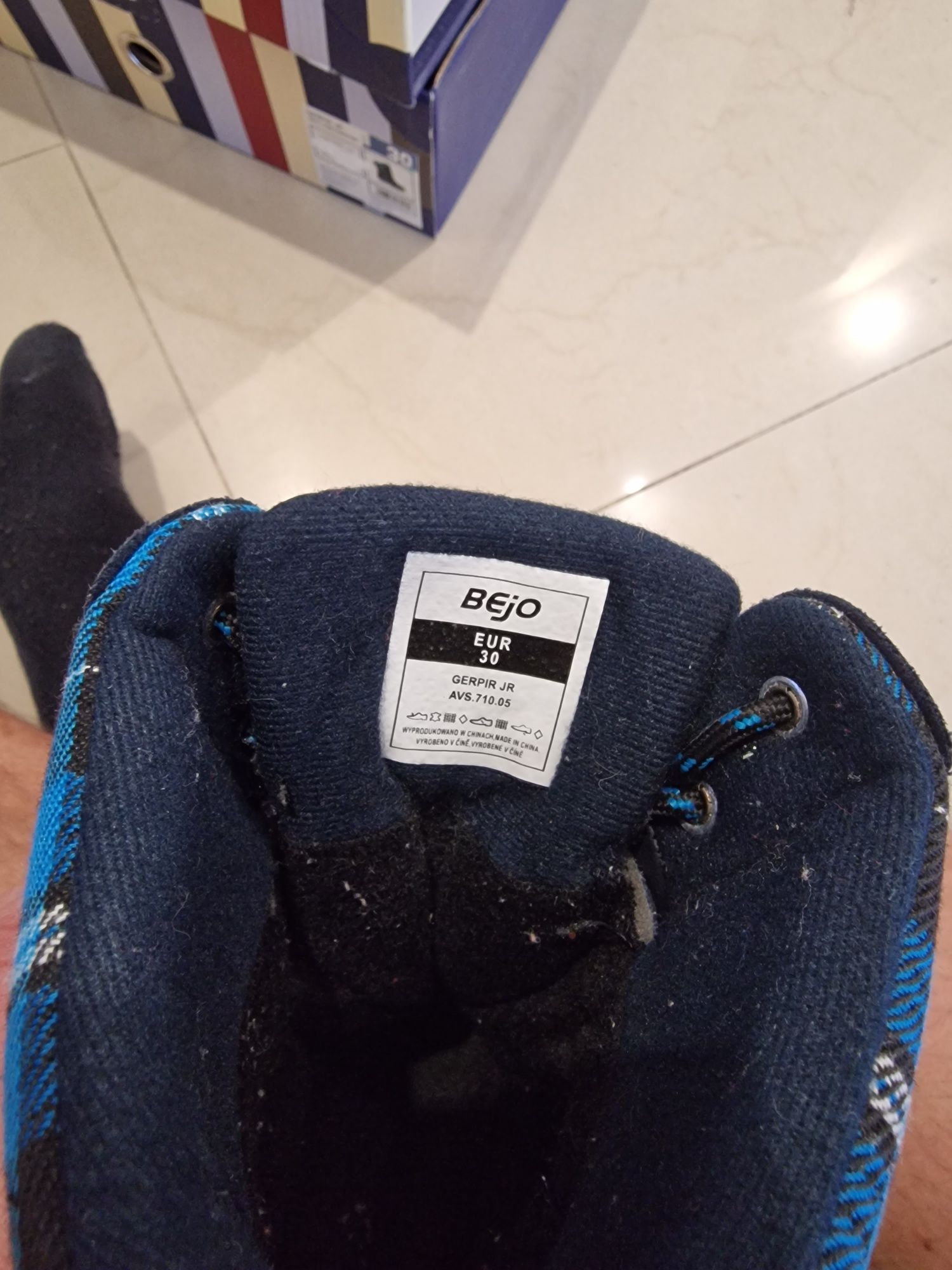 Buty zimowe chłopięce rozmiar 30