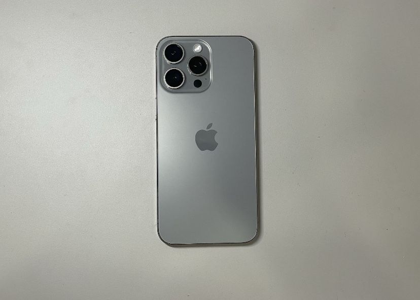 айфон 15 про Макс