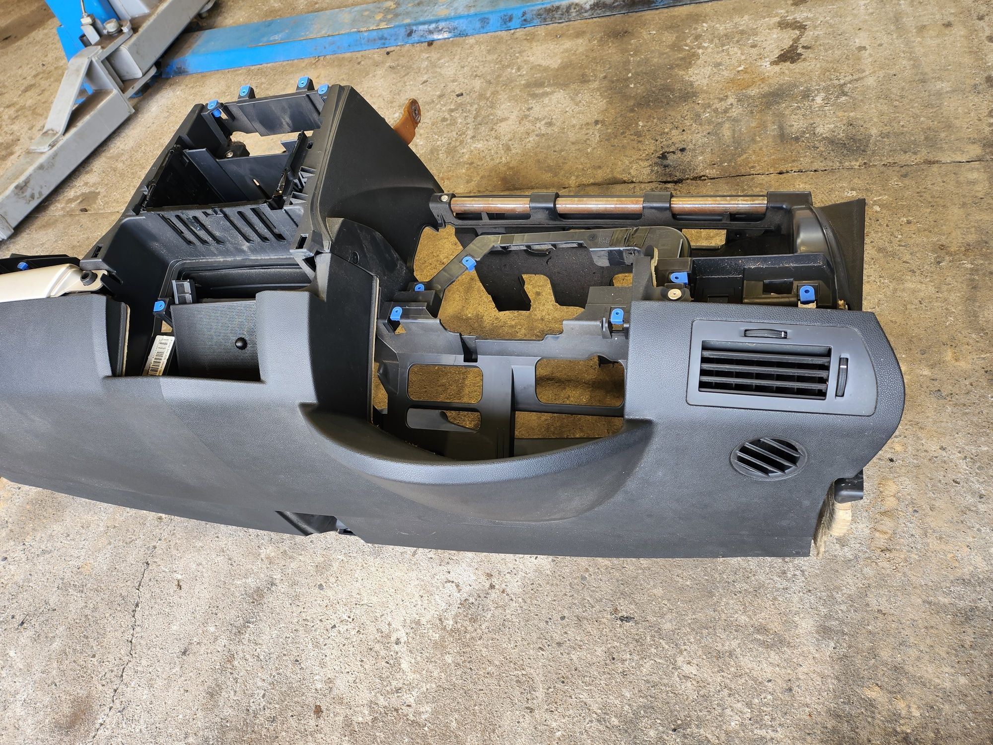 Deska rozdzielcza opel astra h