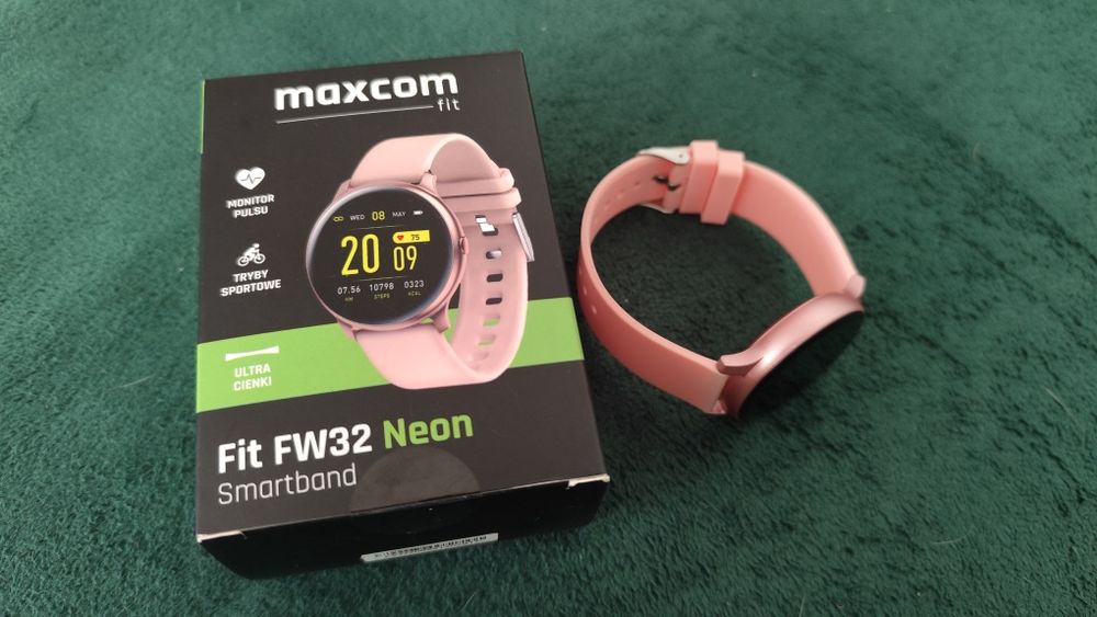 Smartwatch maxcom okrągły z paskami