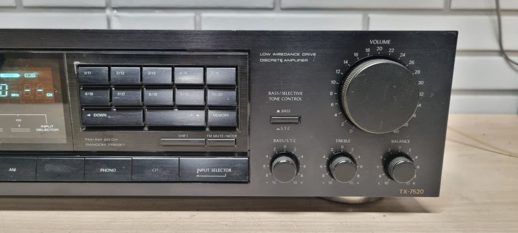 Amplituner stereo ONKYO TX-7520 Integra. Japan