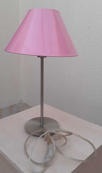 Candeeiro cor de rosa