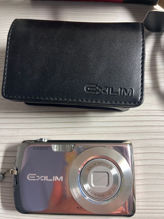 Фотоапарат CASIO EX- S6