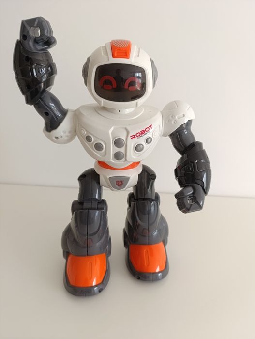 Tech-Bot, Inteligentny robot, zabawka interaktywna