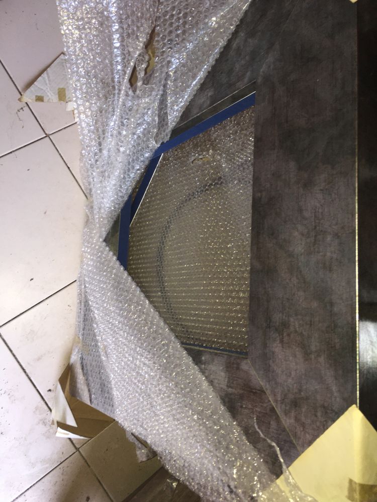 Moldura em Madeira com acabamento a imitar o Metalizado
