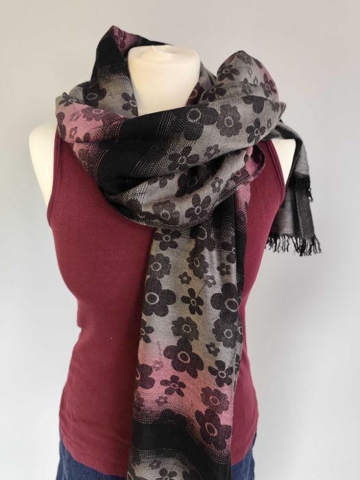Długi szal w kwiaty Pashmina, kaszmirowy szalik, 70x180cm