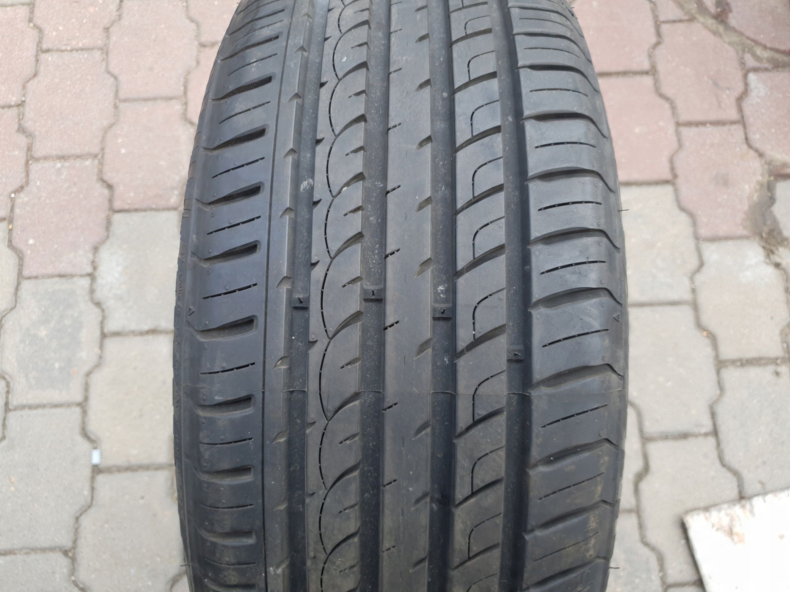 Radar Dimax R8+ 225/55R17 101Y 18r 7,5mm 1x