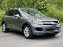 2013 Volkswagen Touareg VR6 Lux