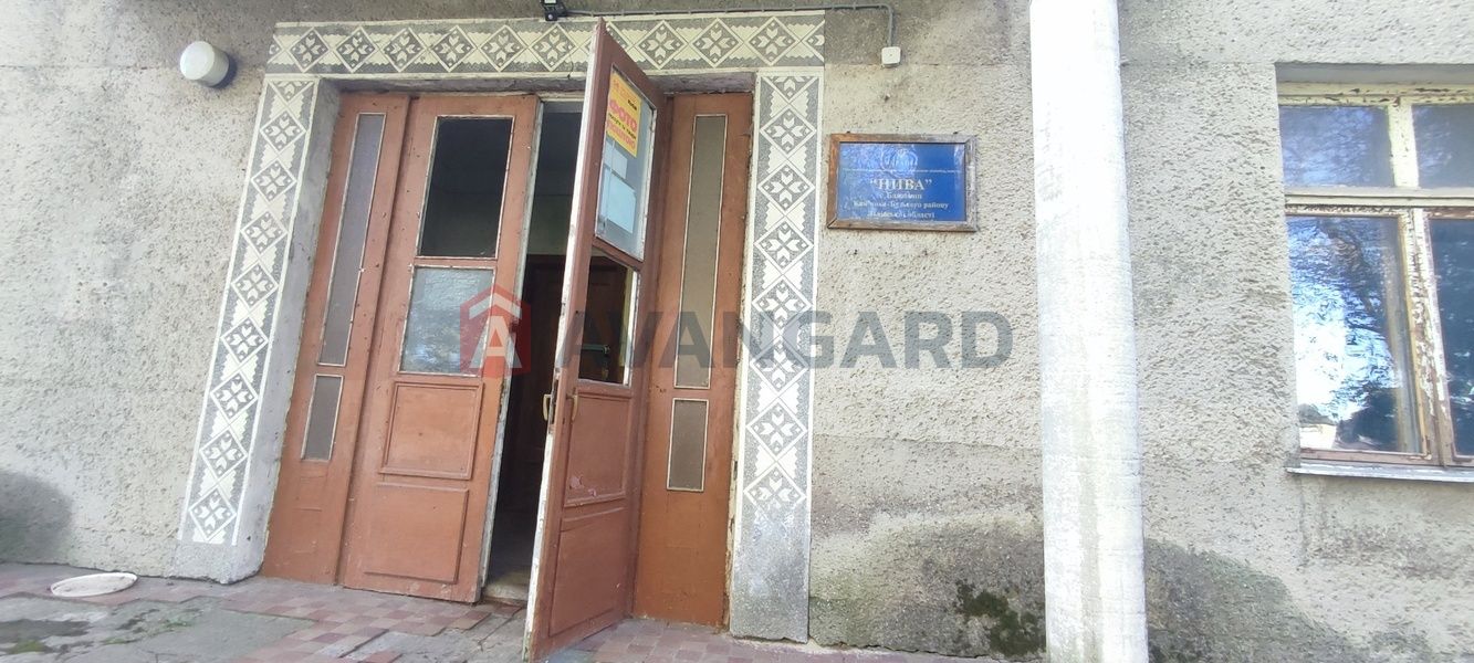 Продаж адмінбудівлі у Кам'янка - Бузькому районі
