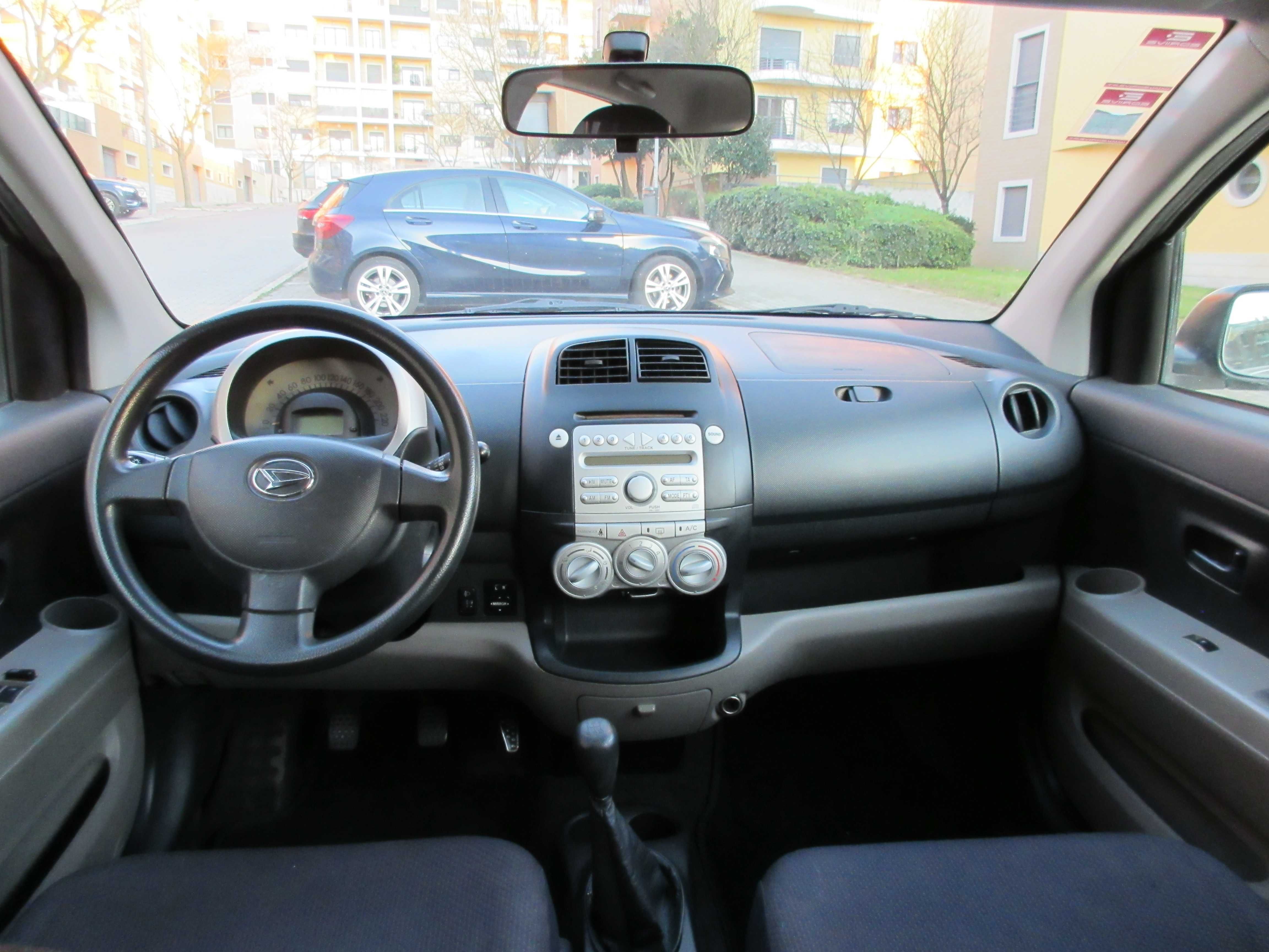 Daihatsu Sirion 1.0i 12V, Look AC, garantia de 18 Meses