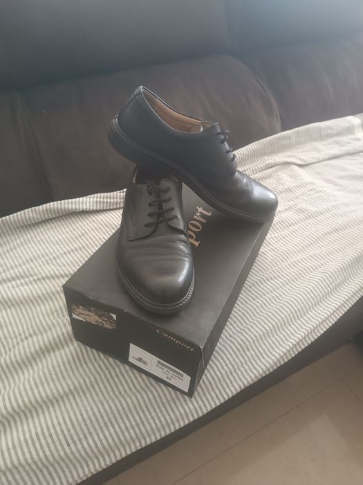 Sapatos Camport tamanho 43