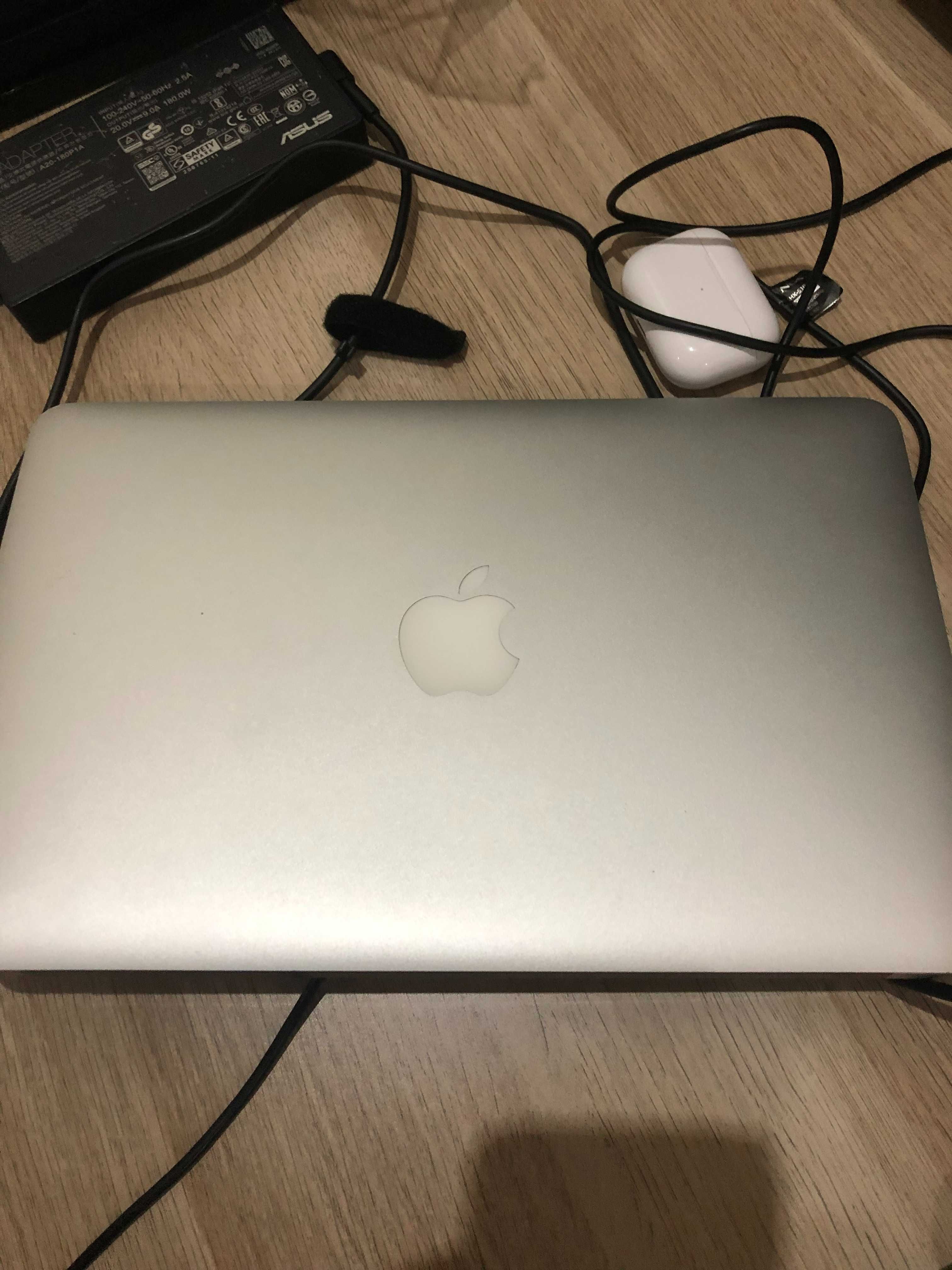 MacBook Air (versão 11.2.3)