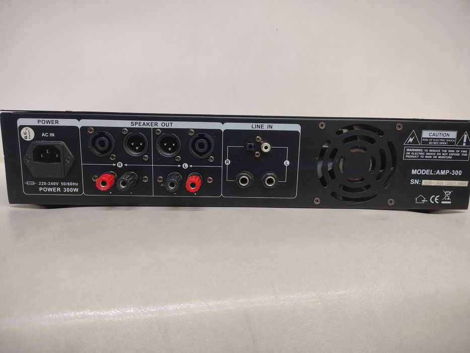 Amplificador Ibiza 300