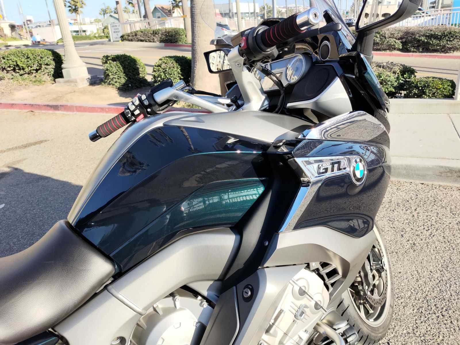 Мотоцикл BMW K1600GTL 2019 року