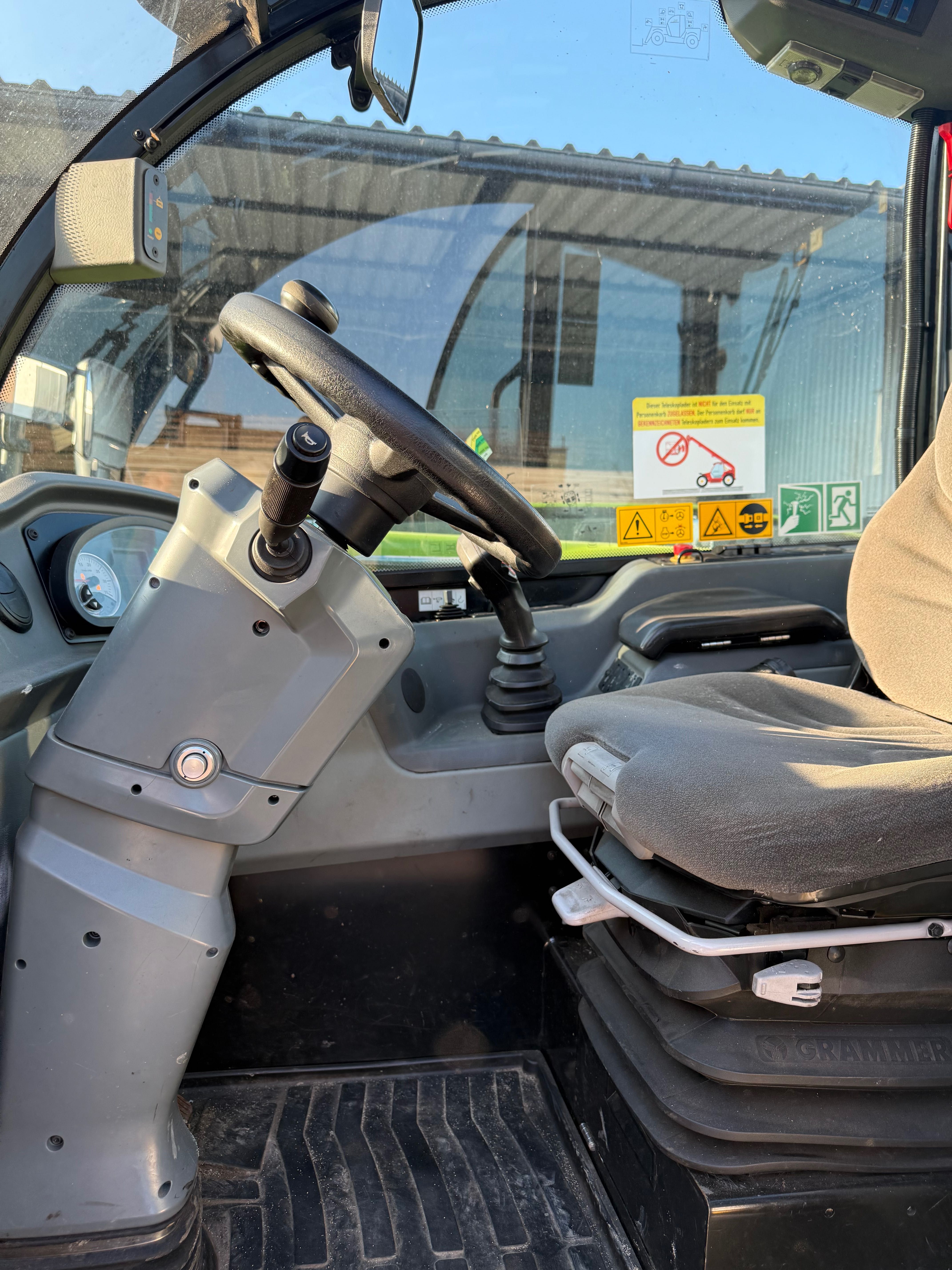 Ładowarka teleskopowa Claas Scorpion 741