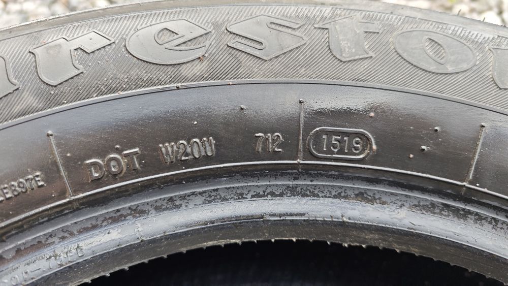 Шини Firestone (США) 235/60R17 всесезонні