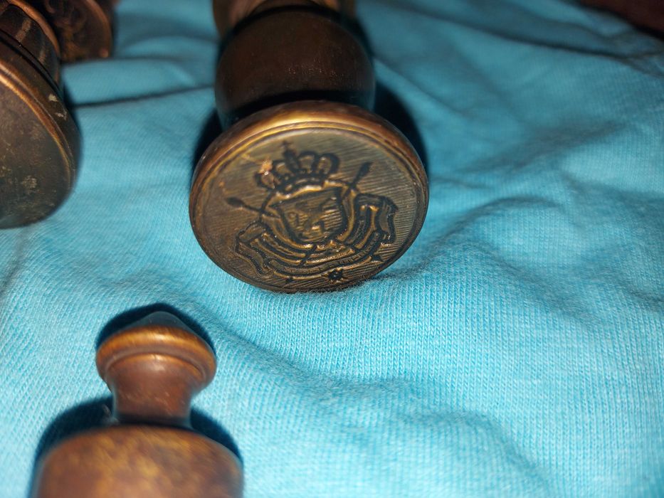 Pieczęcie mosieżne herbowe? 11 sztuk