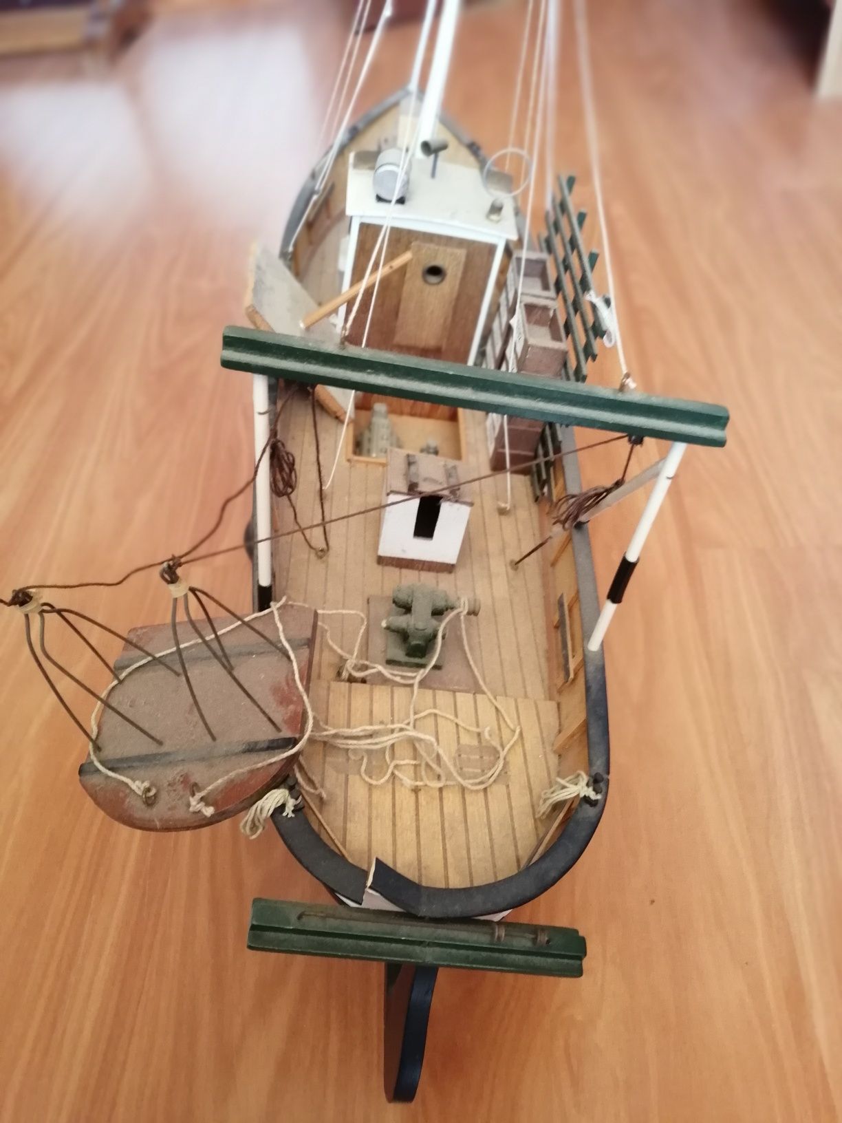 Barco Traineira pesca tradicional Setúbal aparelhos artes 80cmpx20larg