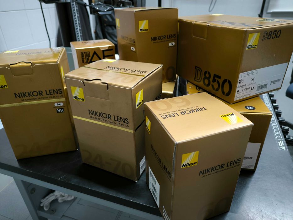 Caixas Vazias Nikon varias