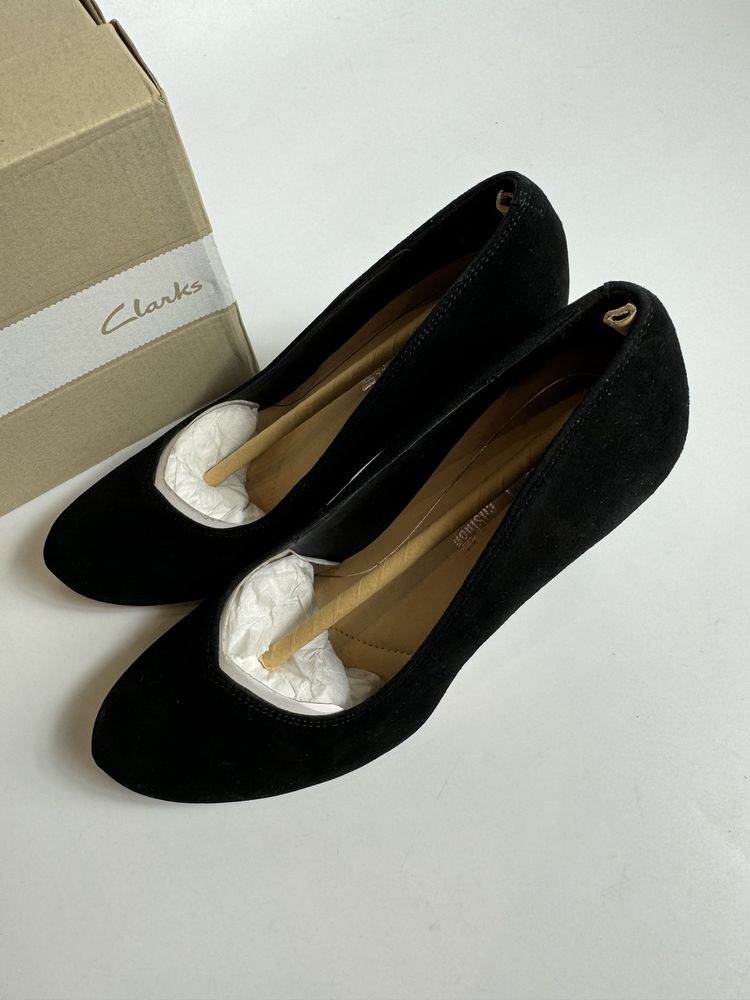 Nowe Clarks szpilki damskie buty damskie na obcasie 37 outlet